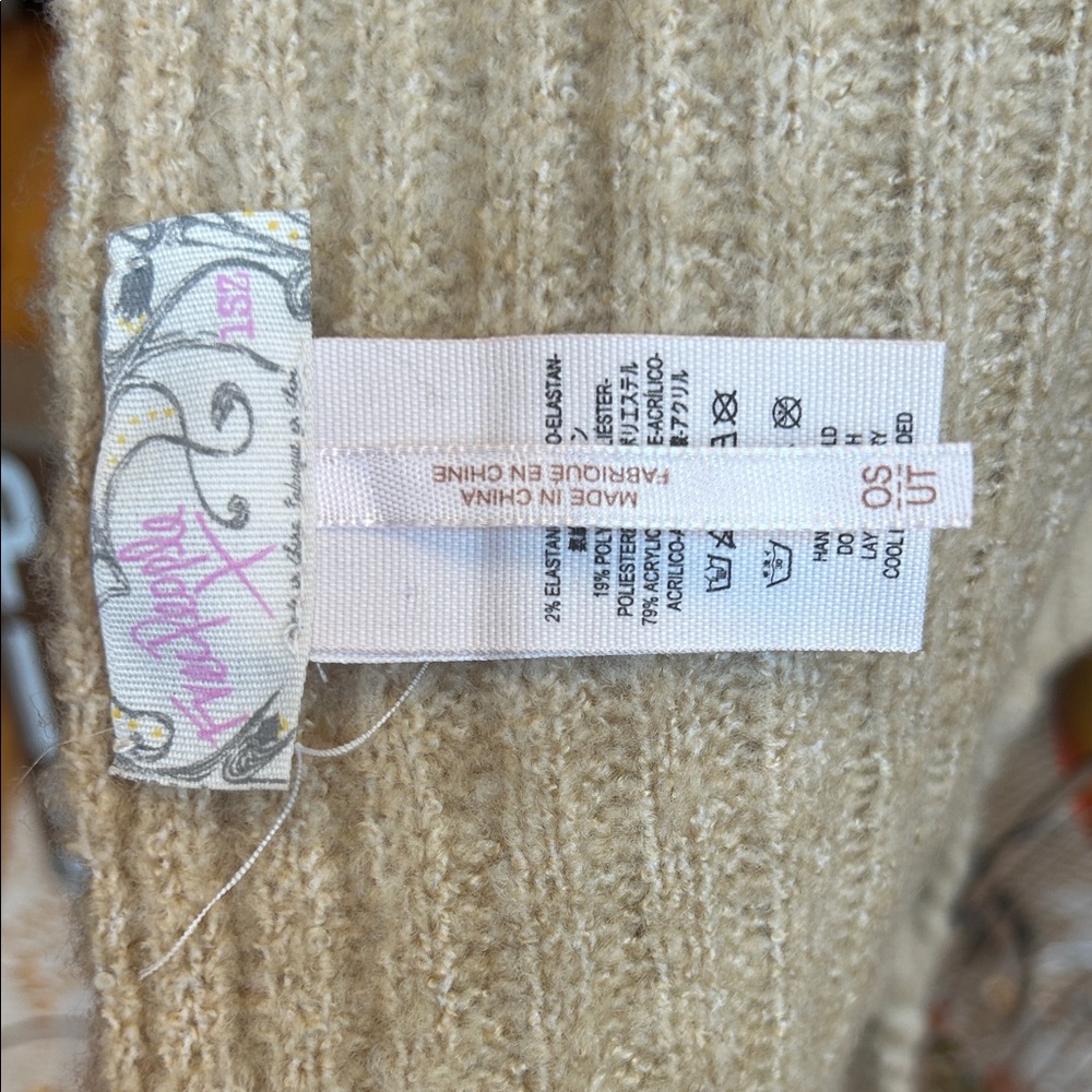 Free people beige Scarf